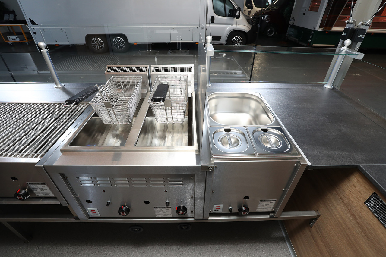 Mobil BORCO HÖHNS - Tovornjak s hrano: slika 5 Mobil BORCO HÖHNS - Tovornjak s hrano: slika 5