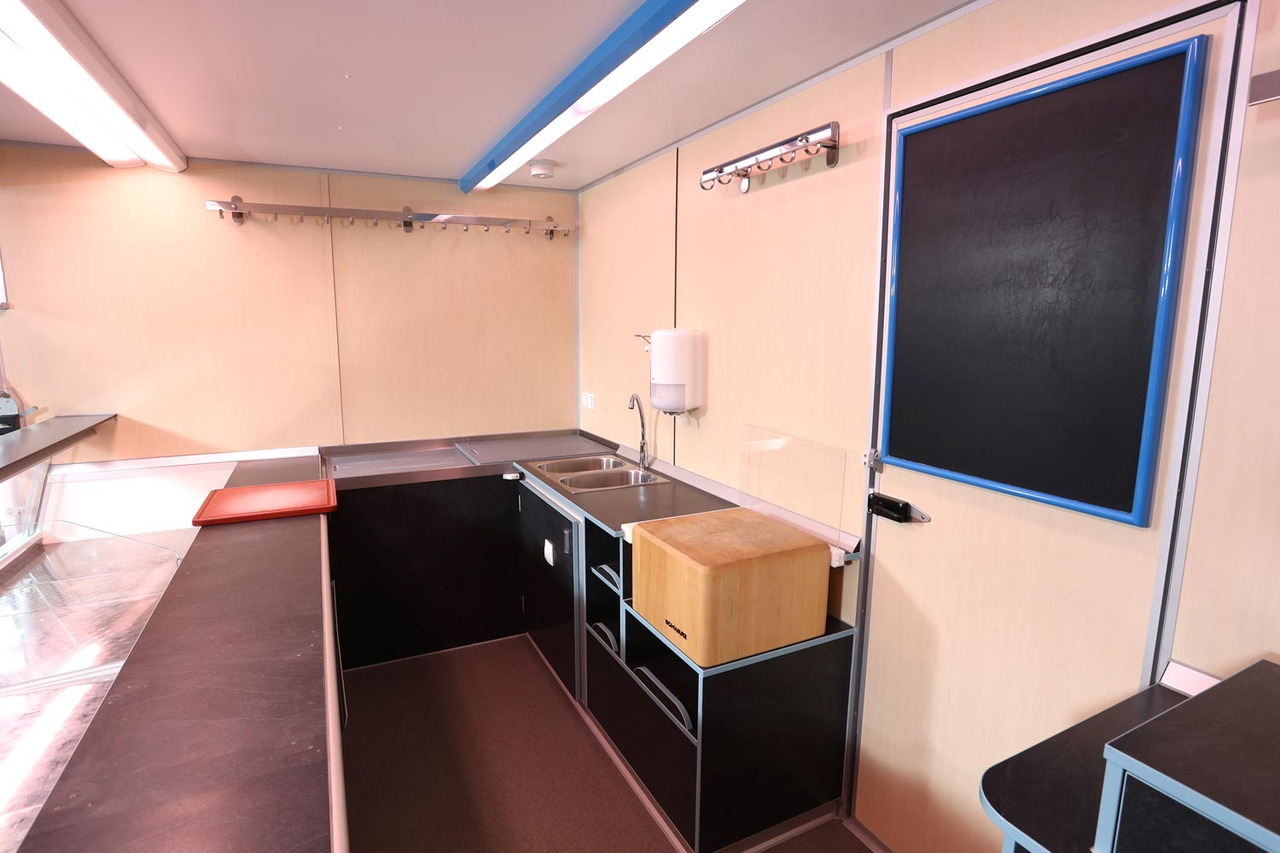 Tourenmobil BORCO HÖHNS - Tovornjak s hrano: slika 5 Tourenmobil BORCO HÖHNS - Tovornjak s hrano: slika 5