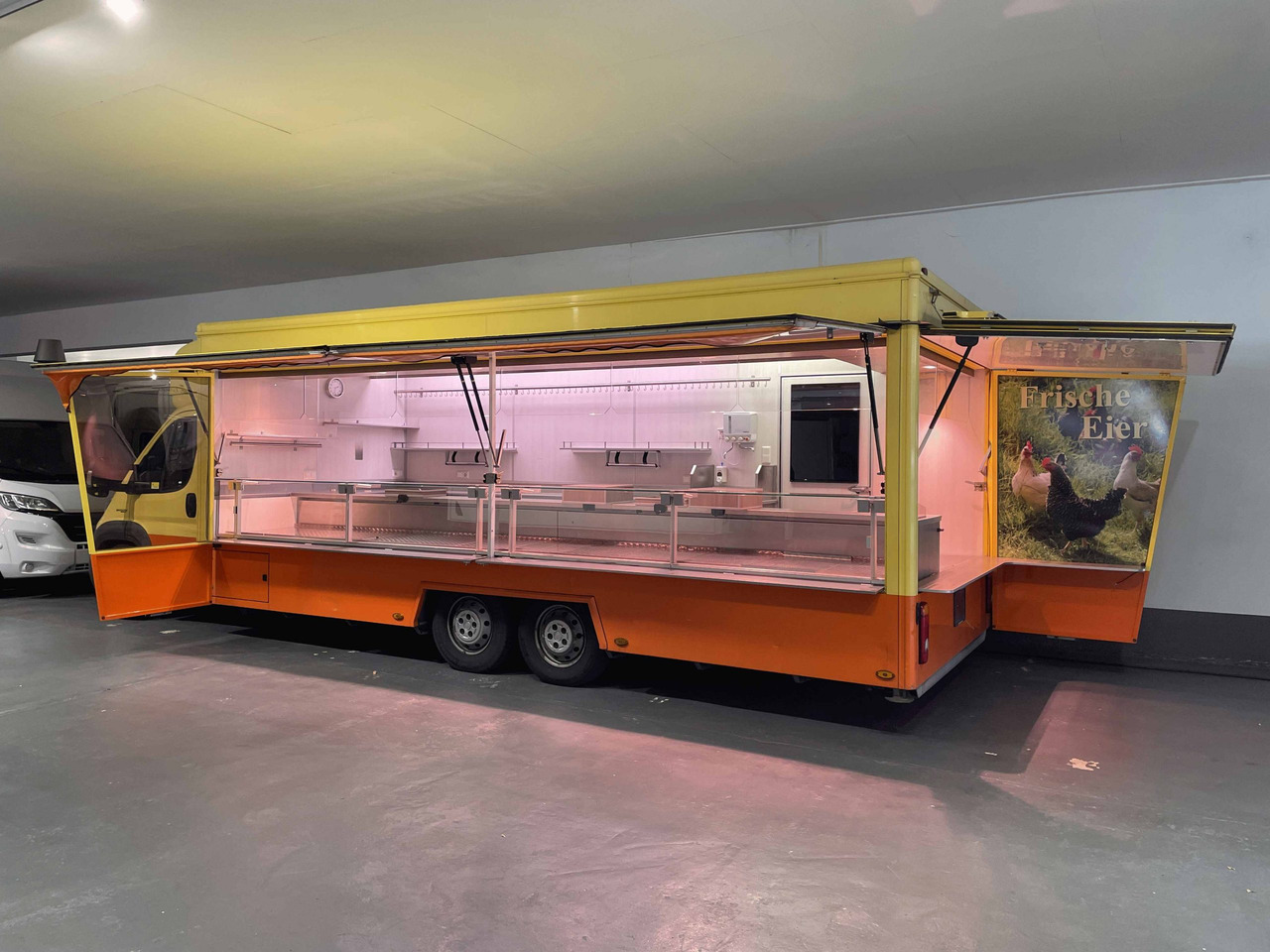 Wochenmarktmobil Esselmann - Tovornjak s hrano: slika 1 Wochenmarktmobil Esselmann - Tovornjak s hrano: slika 1