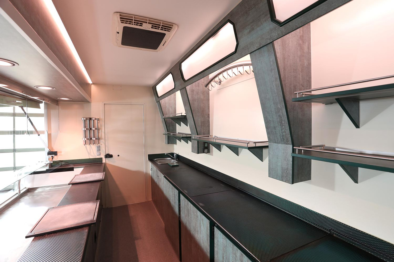 Wochenmarktmobil Seico - Tovornjak s hrano: slika 5 Wochenmarktmobil Seico - Tovornjak s hrano: slika 5