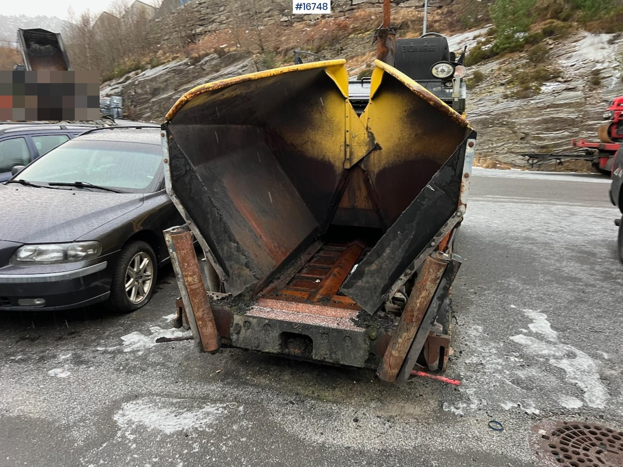 Bomag BF 300P - Stroj za asfalterska dela: slika 3 Bomag BF 300P - Stroj za asfalterska dela: slika 3