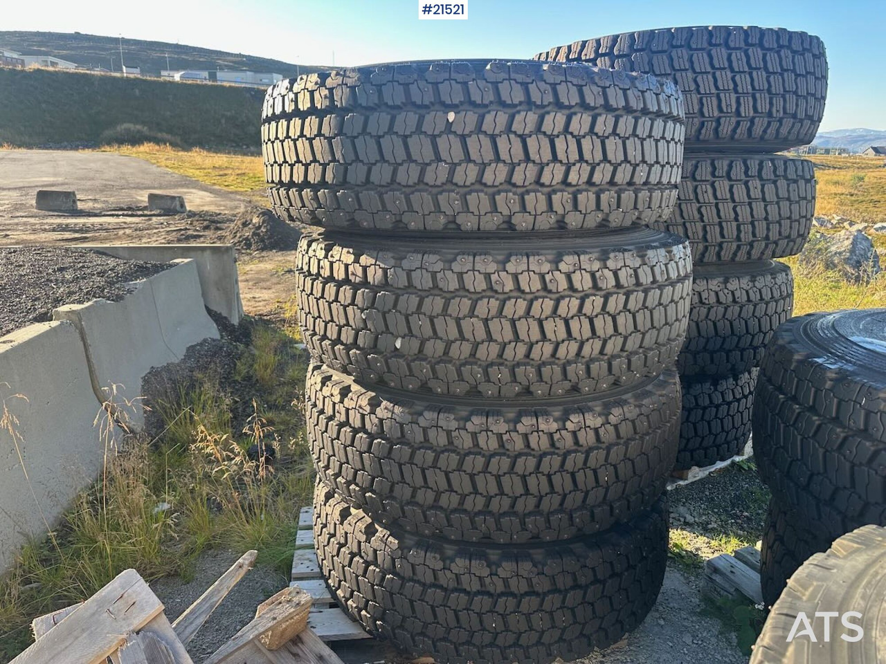 Bridgestone dekk - Guma za Gradbeni stroj: slika 2 Bridgestone dekk - Guma za Gradbeni stroj: slika 2