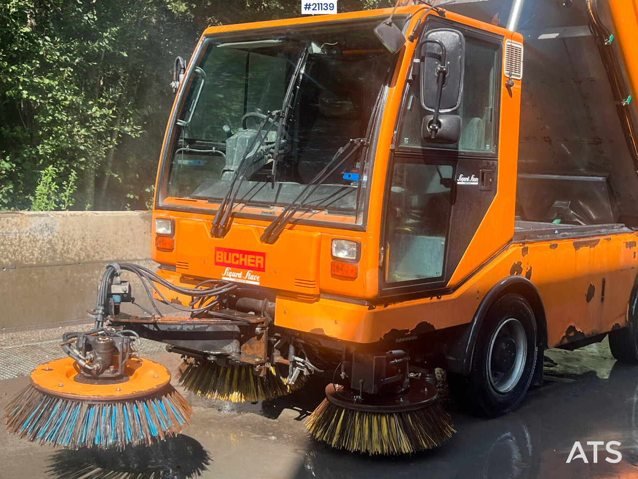 Bucher CityCat 5000 - Vozilo za pometanje: slika 2 Bucher CityCat 5000 - Vozilo za pometanje: slika 2