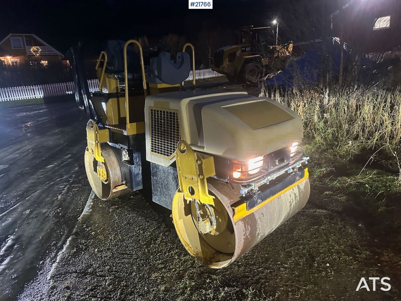 CAT Vals - Cestni valjar: slika 1 CAT Vals - Cestni valjar: slika 1