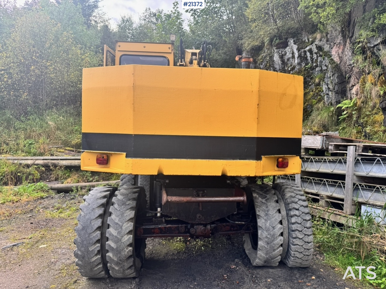 Caterpillar 212B Hjulgraver m/ 2 skuffer. - Bager na kolesih: slika 4 Caterpillar 212B Hjulgraver m/ 2 skuffer. - Bager na kolesih: slika 4