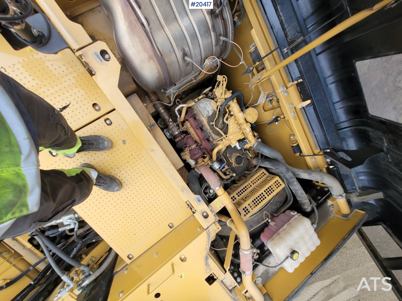 Bager Caterpillar 330F: slika 10