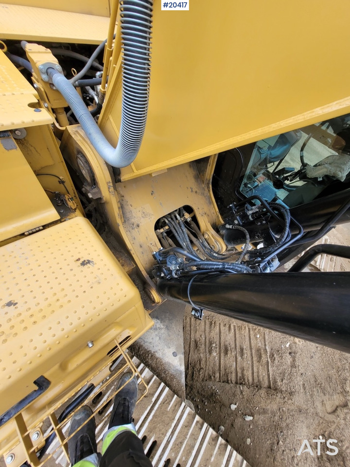 Bager Caterpillar 330F: slika 8