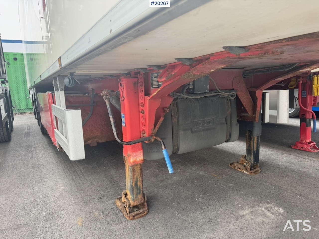 Chereau Skapsemi m/ kjøl/frys aggregat - Polprikolica hladilnik: slika 2 Chereau Skapsemi m/ kjøl/frys aggregat - Polprikolica hladilnik: slika 2