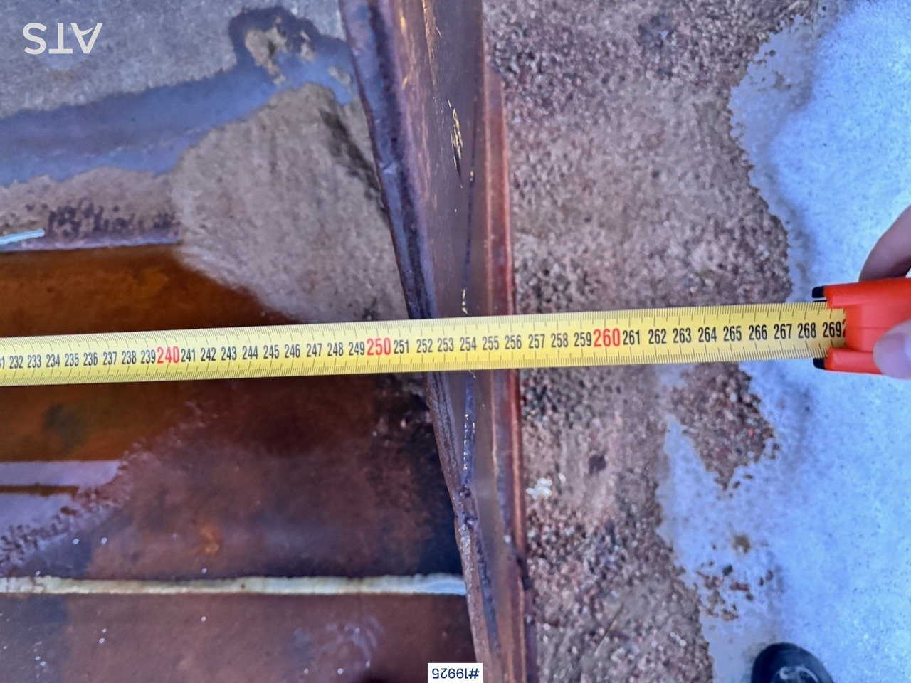 Kolesni nakladalec Clark 75B: slika 24 Kolesni nakladalec Clark 75B: slika 24