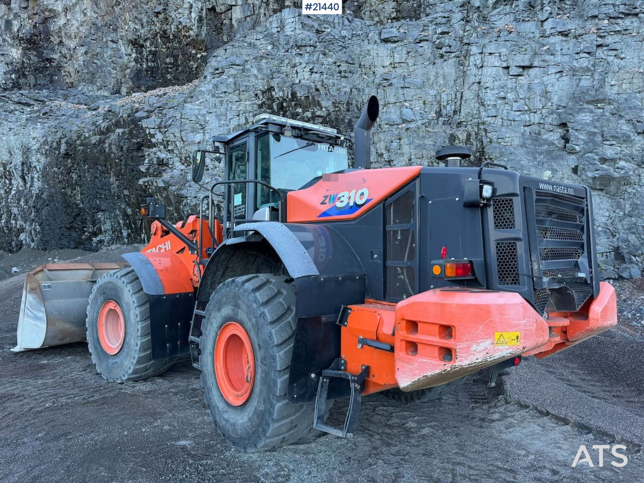 Hitachi ZW310 - Kolesni nakladalec: slika 3 Hitachi ZW310 - Kolesni nakladalec: slika 3