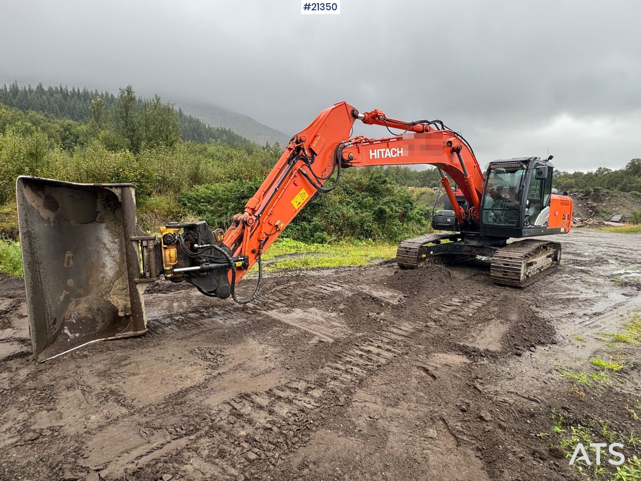 Hitachi ZX210LC - Bager: slika 2 Hitachi ZX210LC - Bager: slika 2