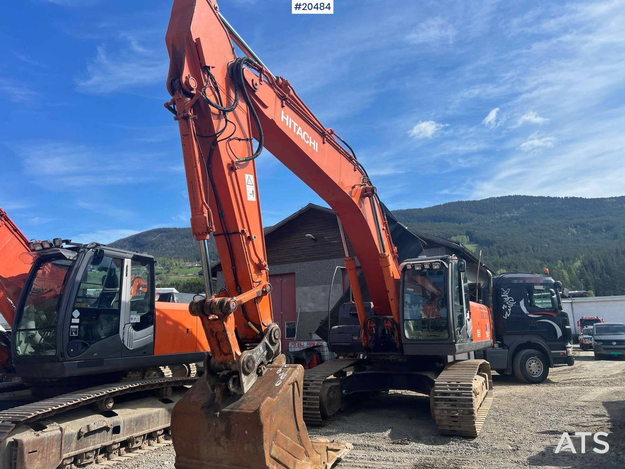 Hitachi ZX350LC-3 - Bager: slika 2 Hitachi ZX350LC-3 - Bager: slika 2