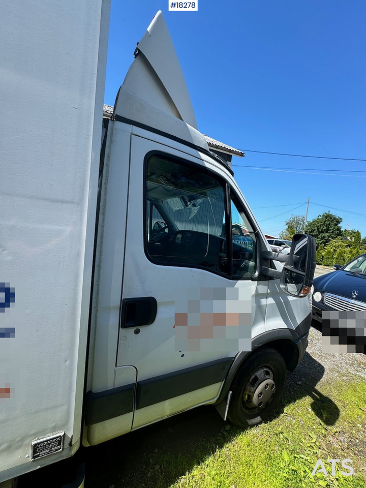 Tovornjak zabojnik Iveco 50C17: slika 15