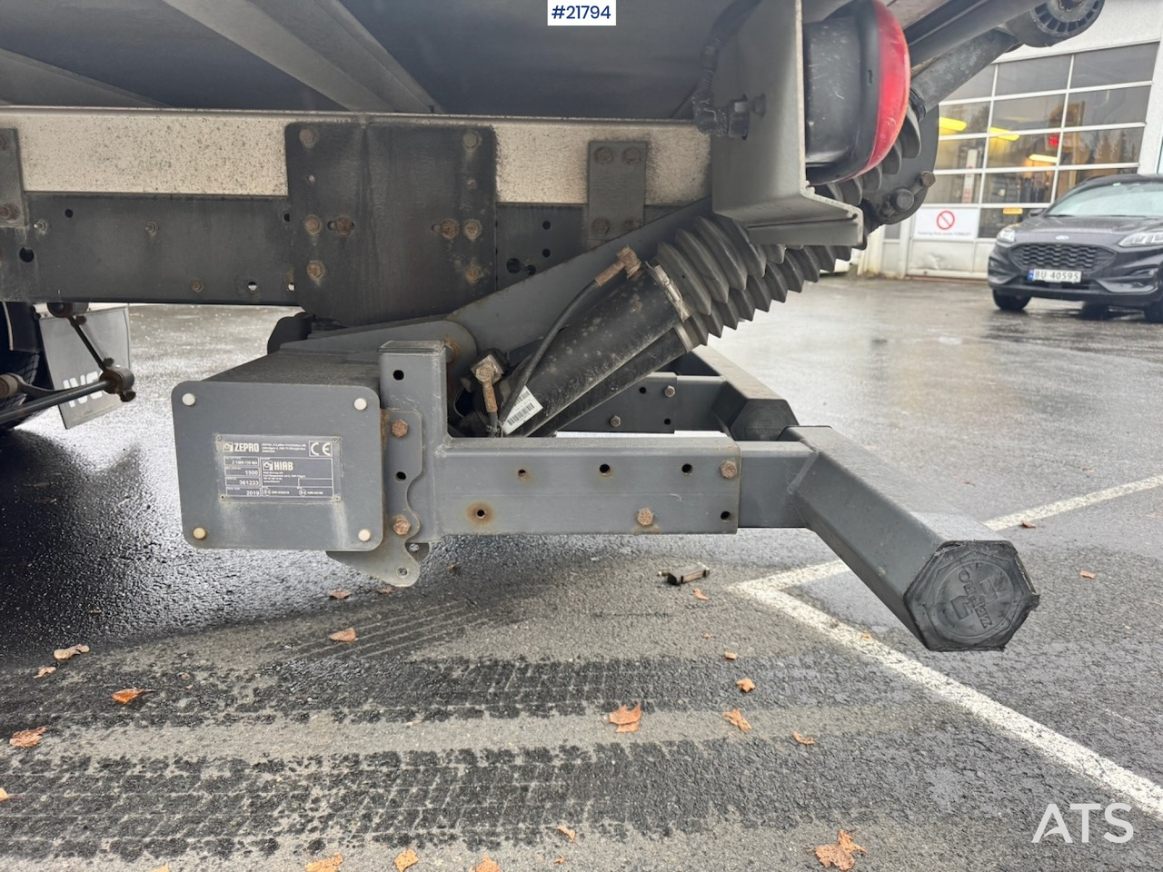 Tovornjak zabojnik Iveco 75E-210: slika 15