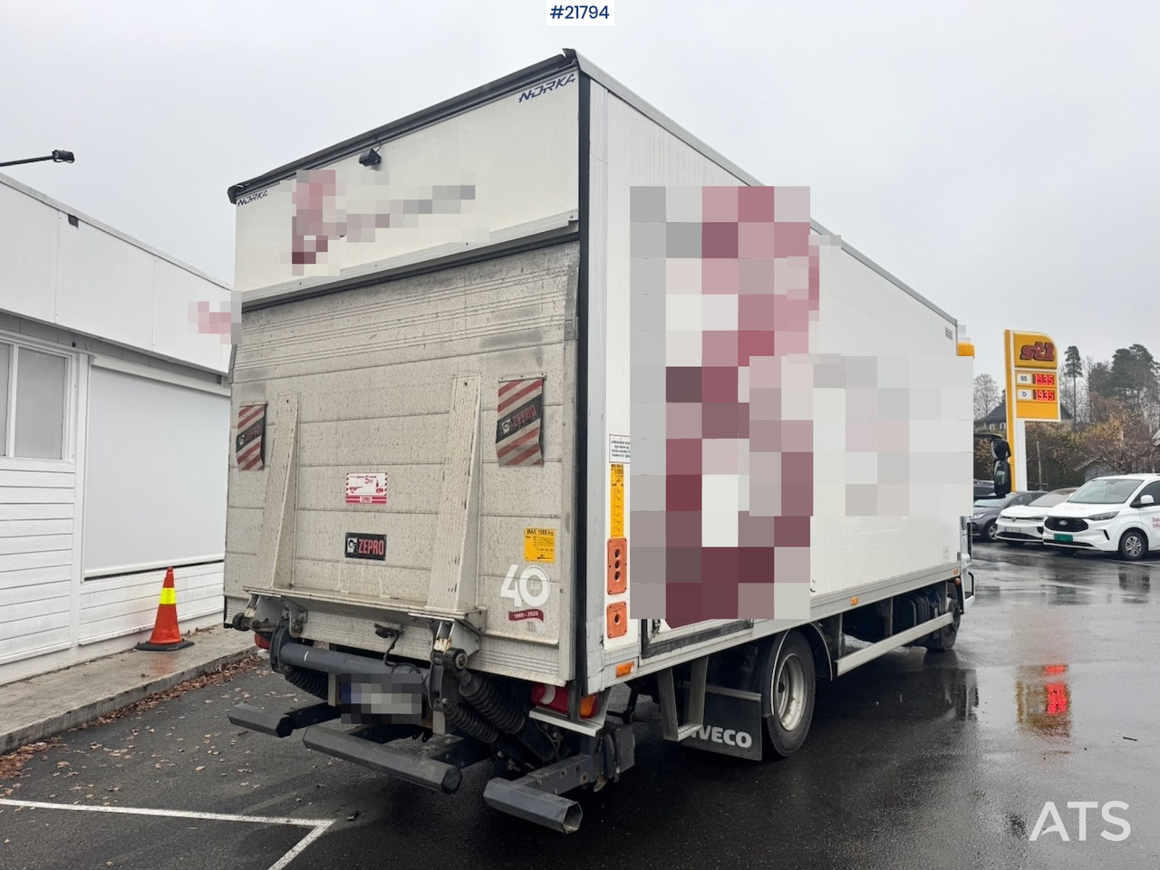 Tovornjak zabojnik Iveco 75E-210: slika 6