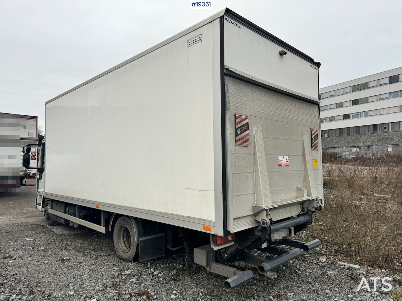Iveco 75E - Tovornjak zabojnik: slika 5 Iveco 75E - Tovornjak zabojnik: slika 5