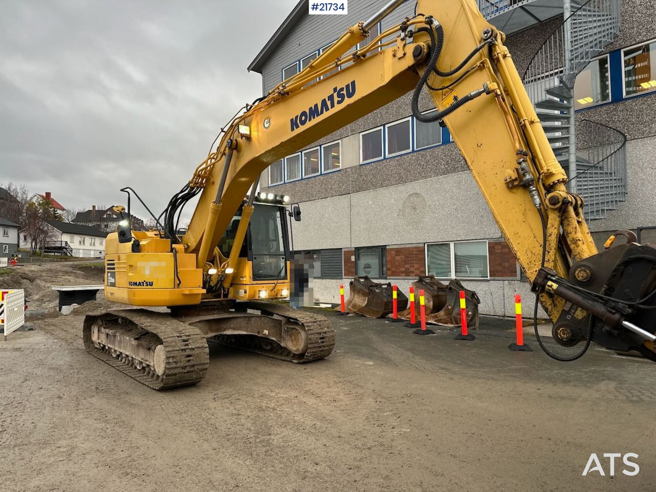 Komatsu PC228USLC-8 gravemaskin m/ 3 skuffer og rototilt. SE VIDEO - Bager goseničar: slika 1 Komatsu PC228USLC-8 gravemaskin m/ 3 skuffer og rototilt. SE VIDEO - Bager goseničar: slika 1