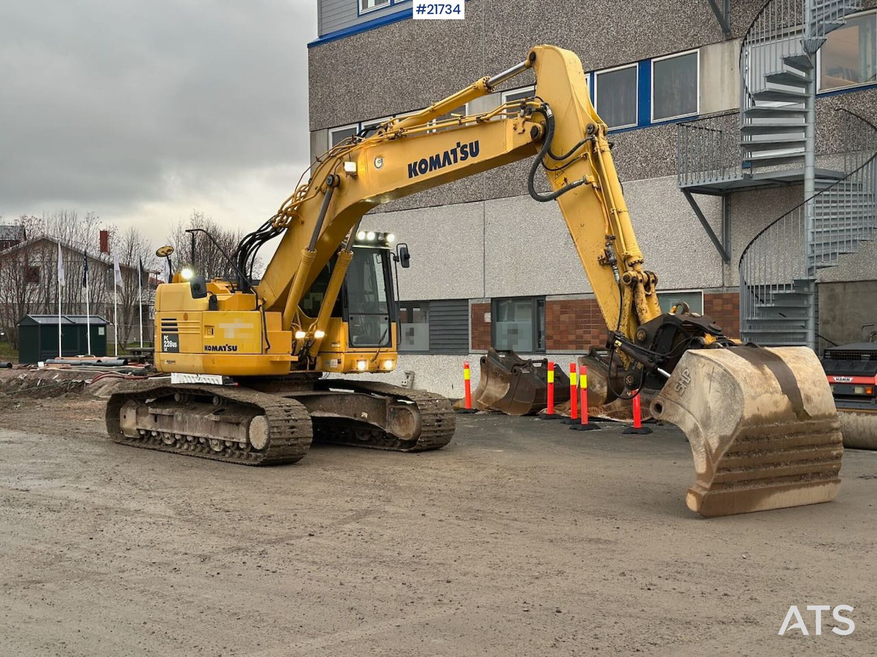 Komatsu PC228USLC-8 gravemaskin m/ 3 skuffer og rototilt. SE VIDEO - Bager goseničar: slika 3 Komatsu PC228USLC-8 gravemaskin m/ 3 skuffer og rototilt. SE VIDEO - Bager goseničar: slika 3