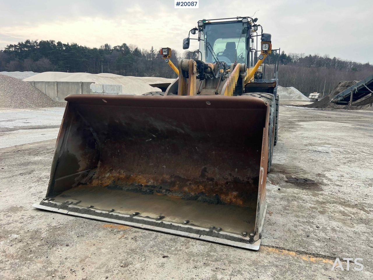 Komatsu WA480-6 - Kolesni nakladalec: slika 3 Komatsu WA480-6 - Kolesni nakladalec: slika 3