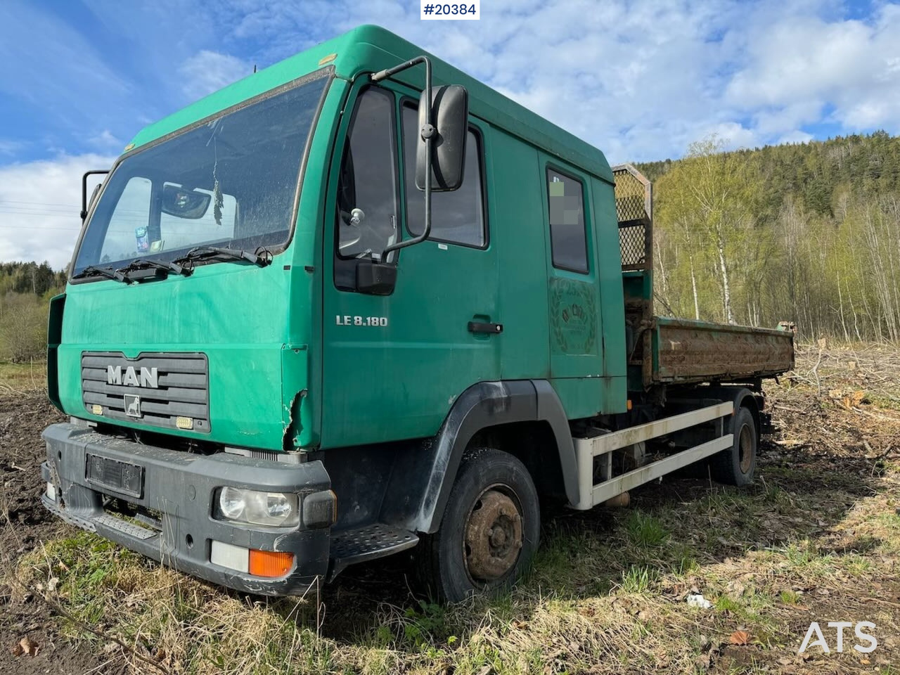 MAN LE8.180 - Tovornjak s kesonom: slika 2 MAN LE8.180 - Tovornjak s kesonom: slika 2