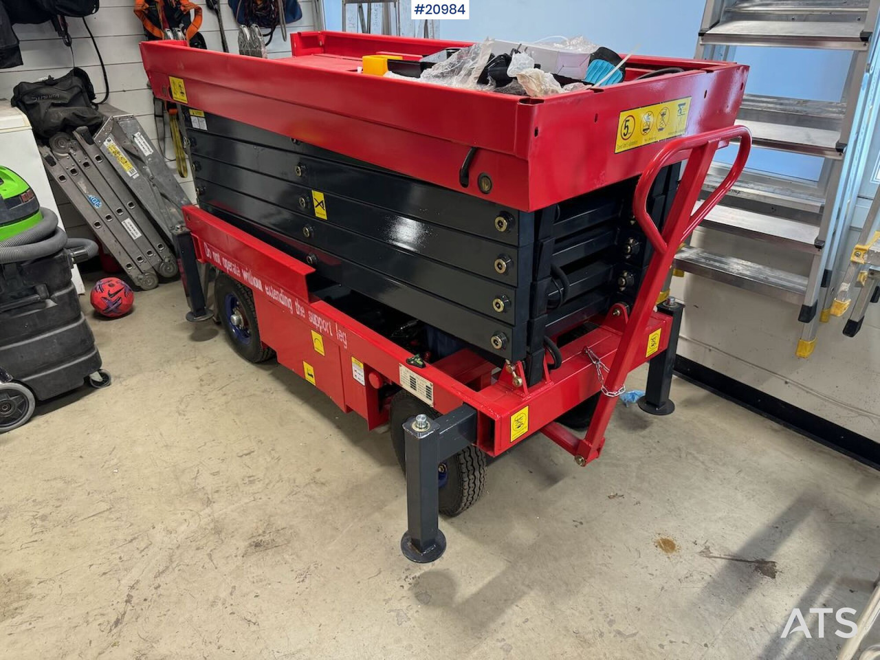 MPSC sakselift - Škarjasta dvižna ploščad: slika 2 MPSC sakselift - Škarjasta dvižna ploščad: slika 2