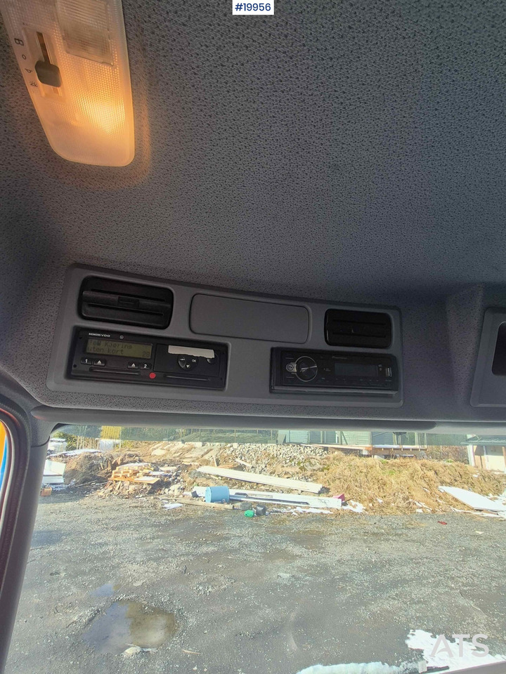 Tovornjak zabojnik Mercedes 818: slika 8 Tovornjak zabojnik Mercedes 818: slika 8