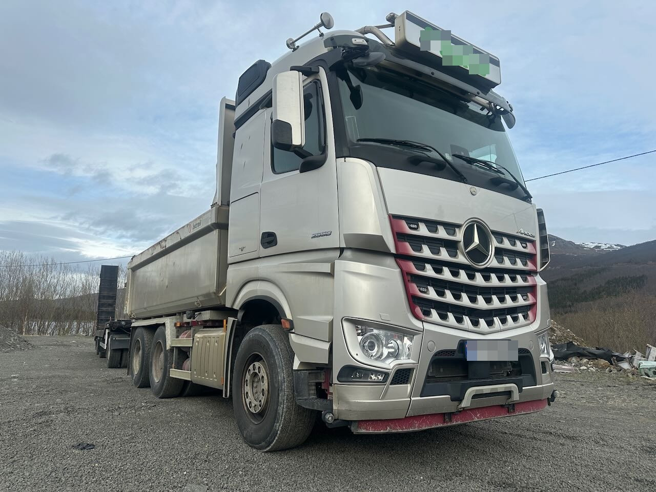 Mercedes Arocs 2658 - Tovornjak prekucnik: slika 1 Mercedes Arocs 2658 - Tovornjak prekucnik: slika 1