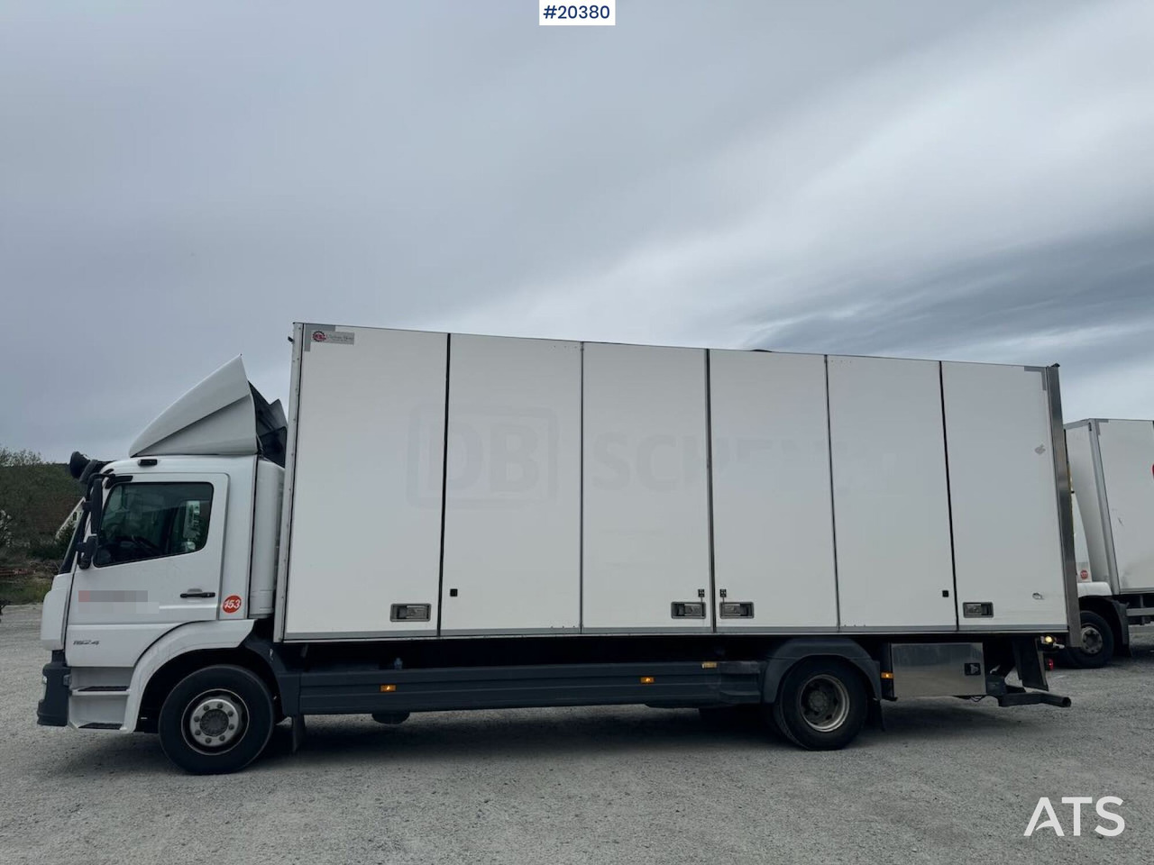 Mercedes Atego 1524 - Tovornjak zabojnik: slika 3 Mercedes Atego 1524 - Tovornjak zabojnik: slika 3