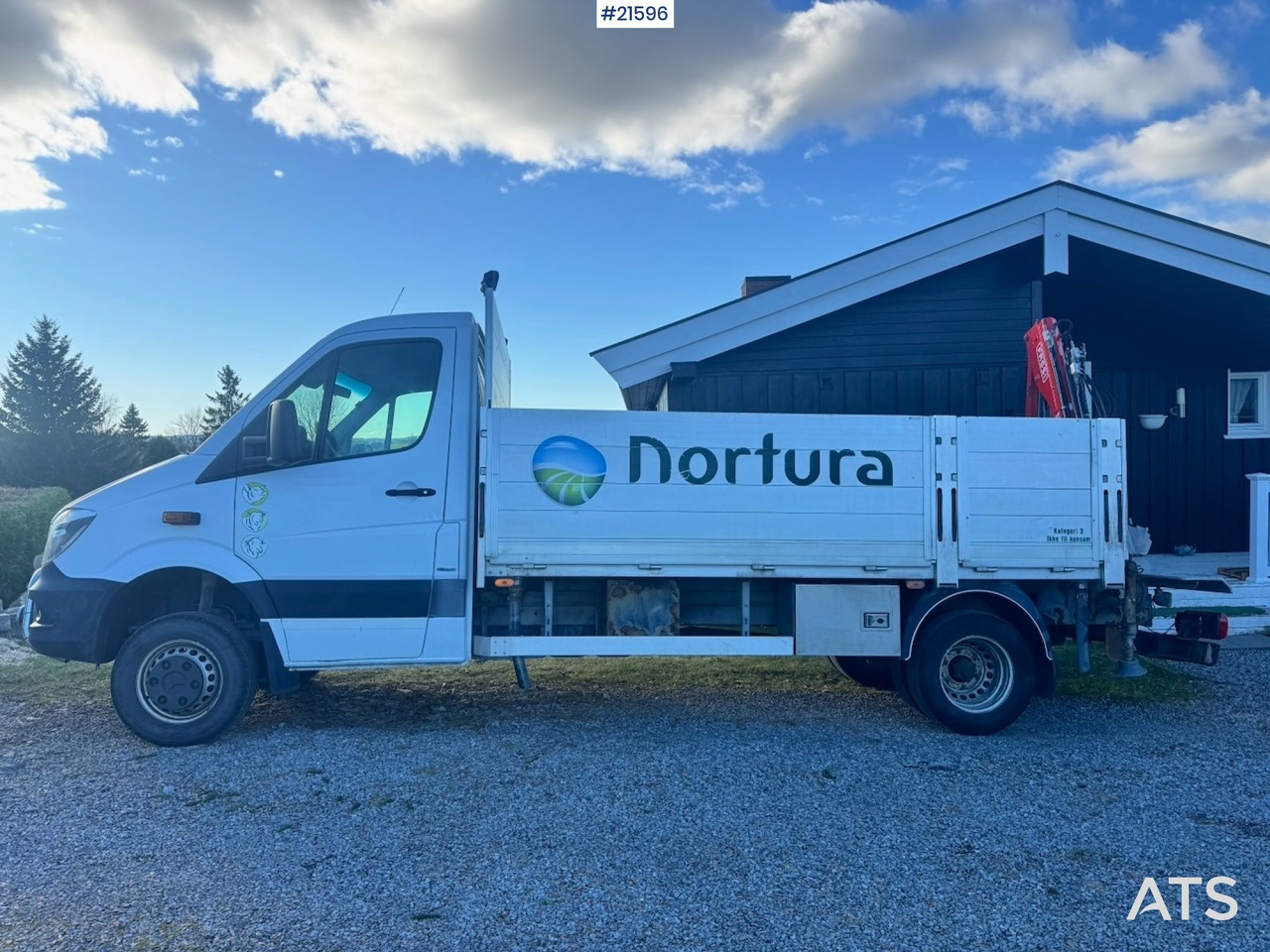 Mercedes-Benz Sprinter 519 4x4 nødslaktbil med vinsj og bakmontert Fassi kran - Furgon: slika 3 Mercedes-Benz Sprinter 519 4x4 nødslaktbil med vinsj og bakmontert Fassi kran - Furgon: slika 3