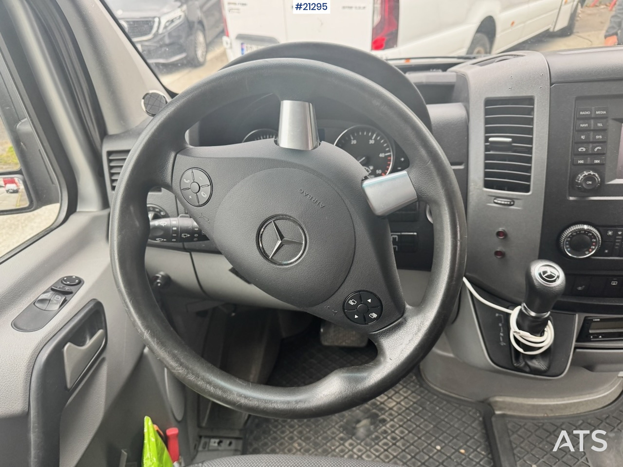 Minibus, Potniški kombi Mercedes Sprinter 316: slika 27