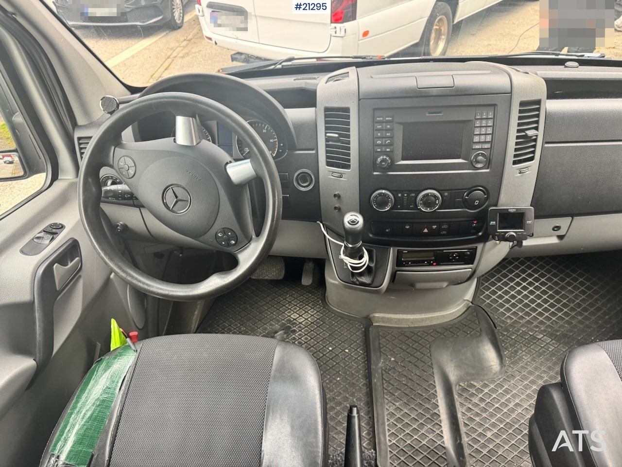 Minibus, Potniški kombi Mercedes Sprinter 316: slika 26