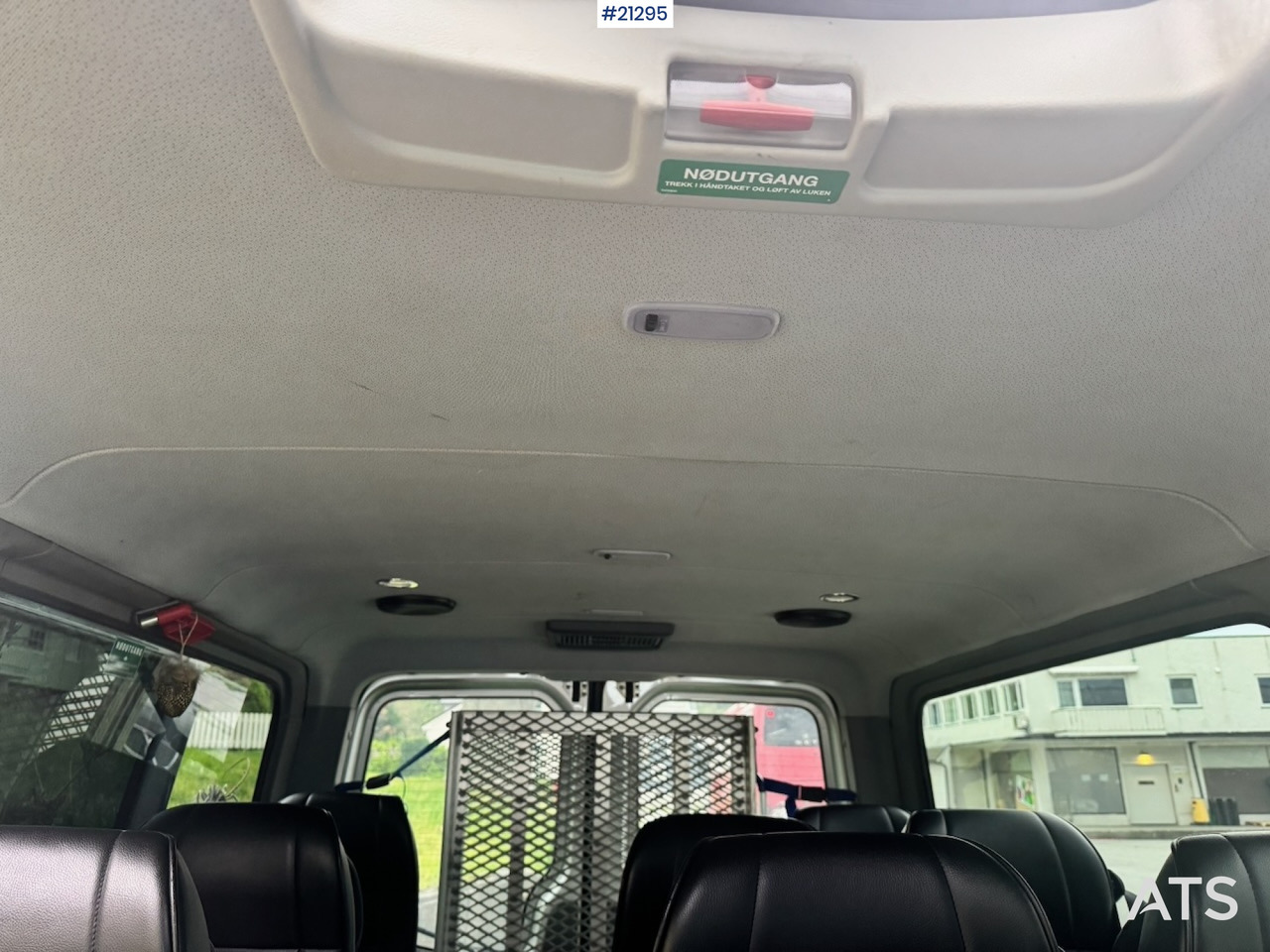 Minibus, Potniški kombi Mercedes Sprinter 316: slika 25