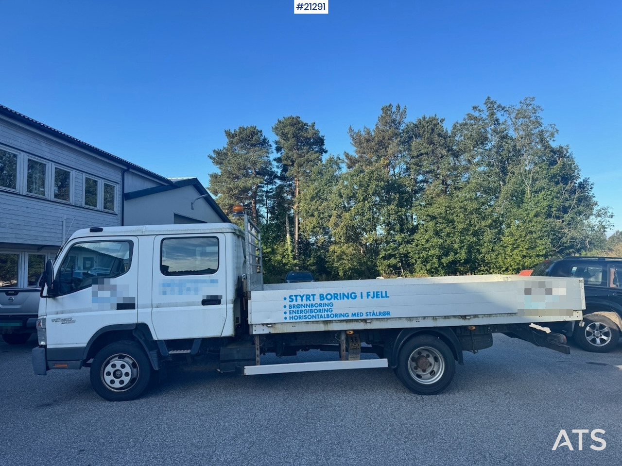 Mitsubishi Fuso Canter - Tovornjak s kesonom: slika 3 Mitsubishi Fuso Canter - Tovornjak s kesonom: slika 3