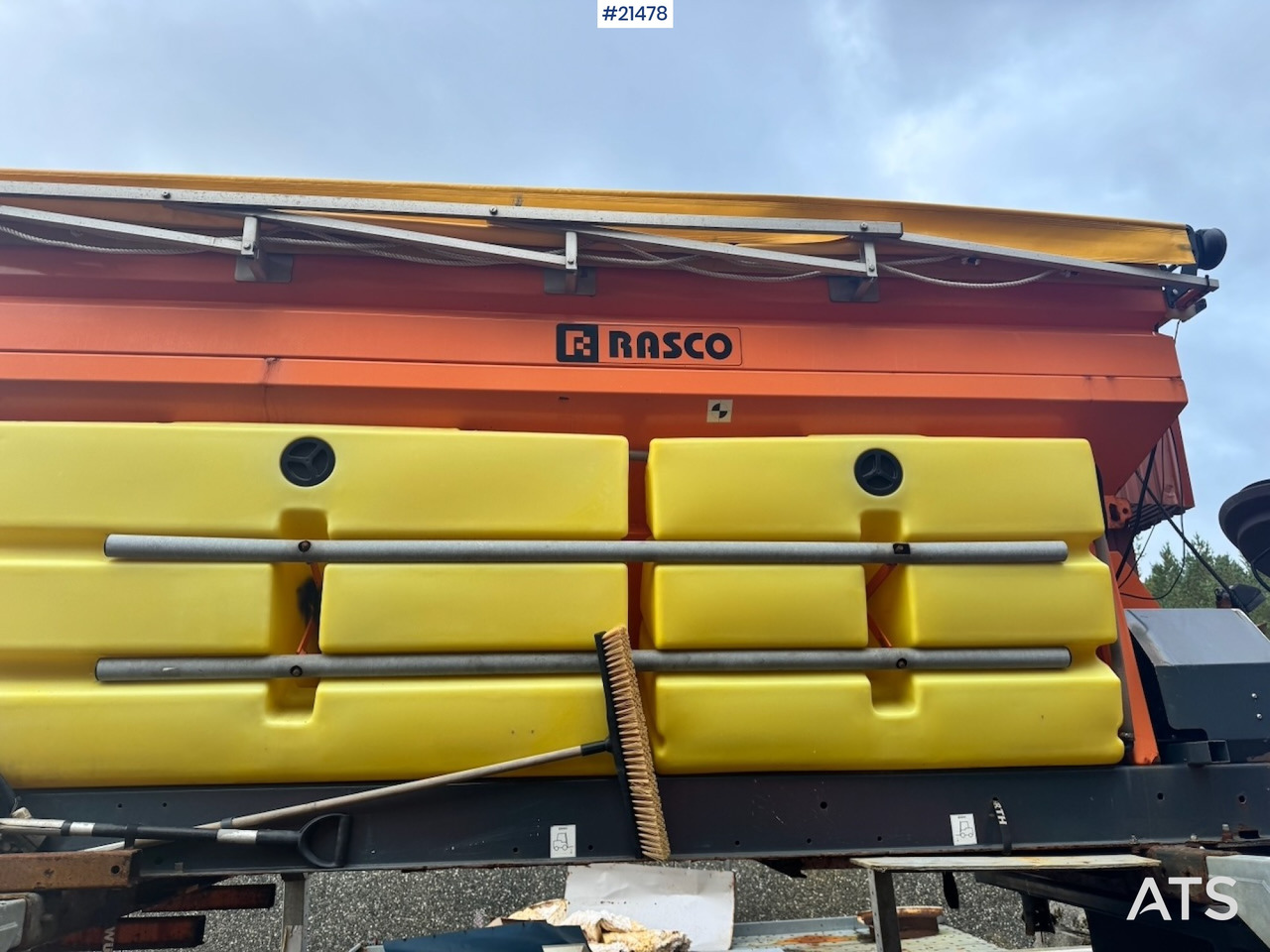 Posipalnik peska/ Soli Rasco L4500: slika 8 Posipalnik peska/ Soli Rasco L4500: slika 8