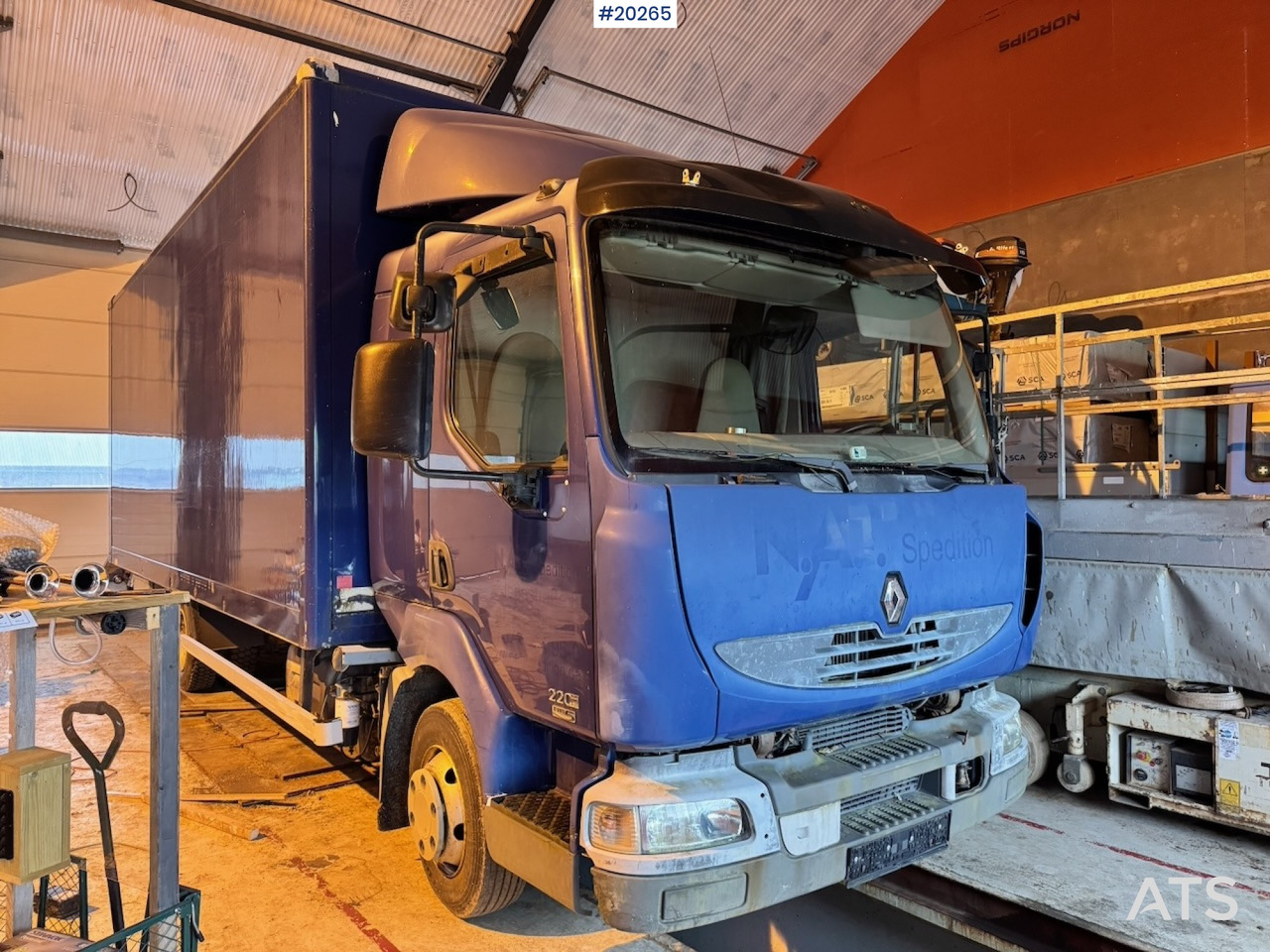 Renault midlum 220.08 - Tovornjak zabojnik: slika 1 Renault midlum 220.08 - Tovornjak zabojnik: slika 1