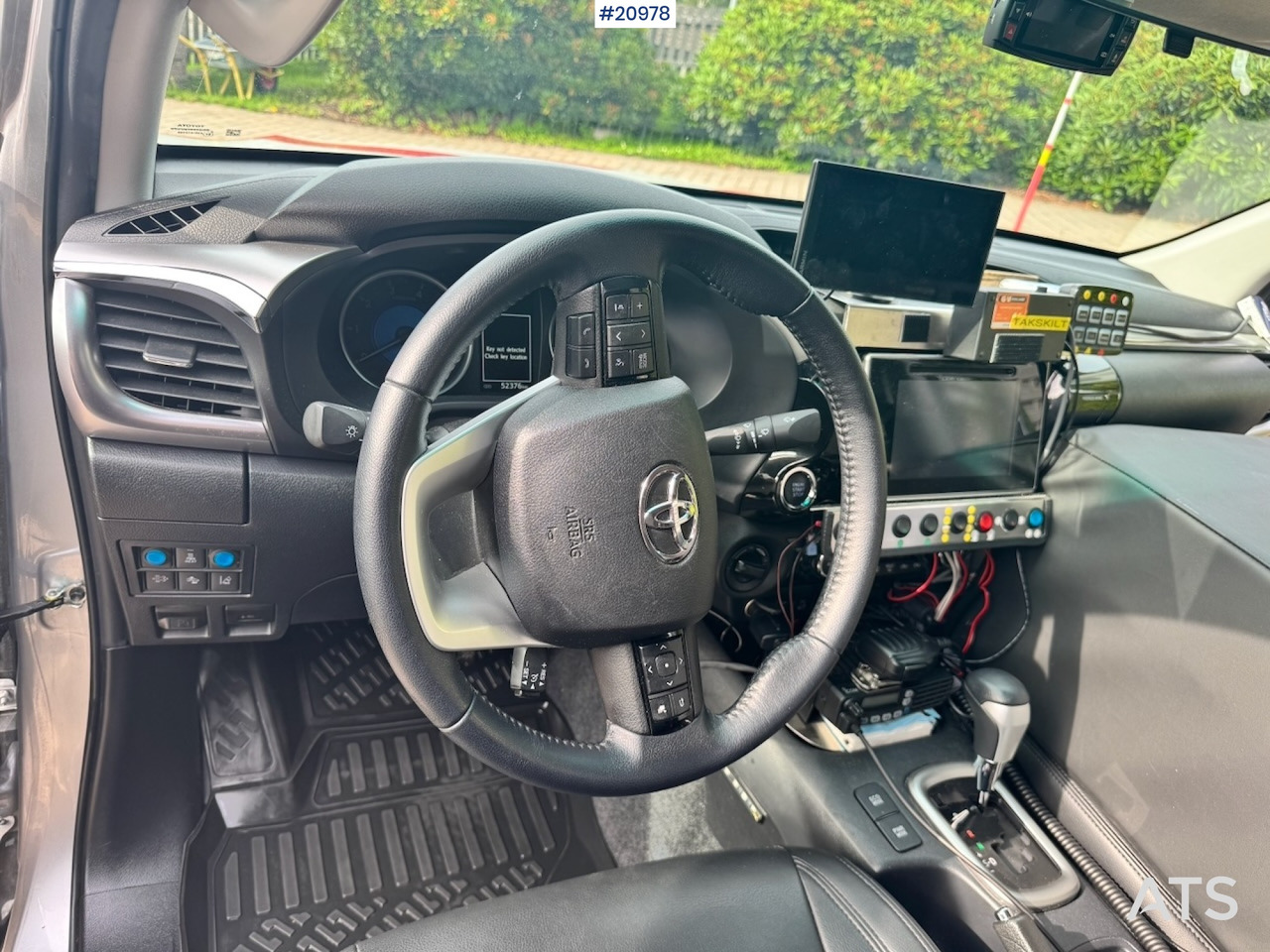 Toyota HILUX lizing Toyota HILUX: slika 38