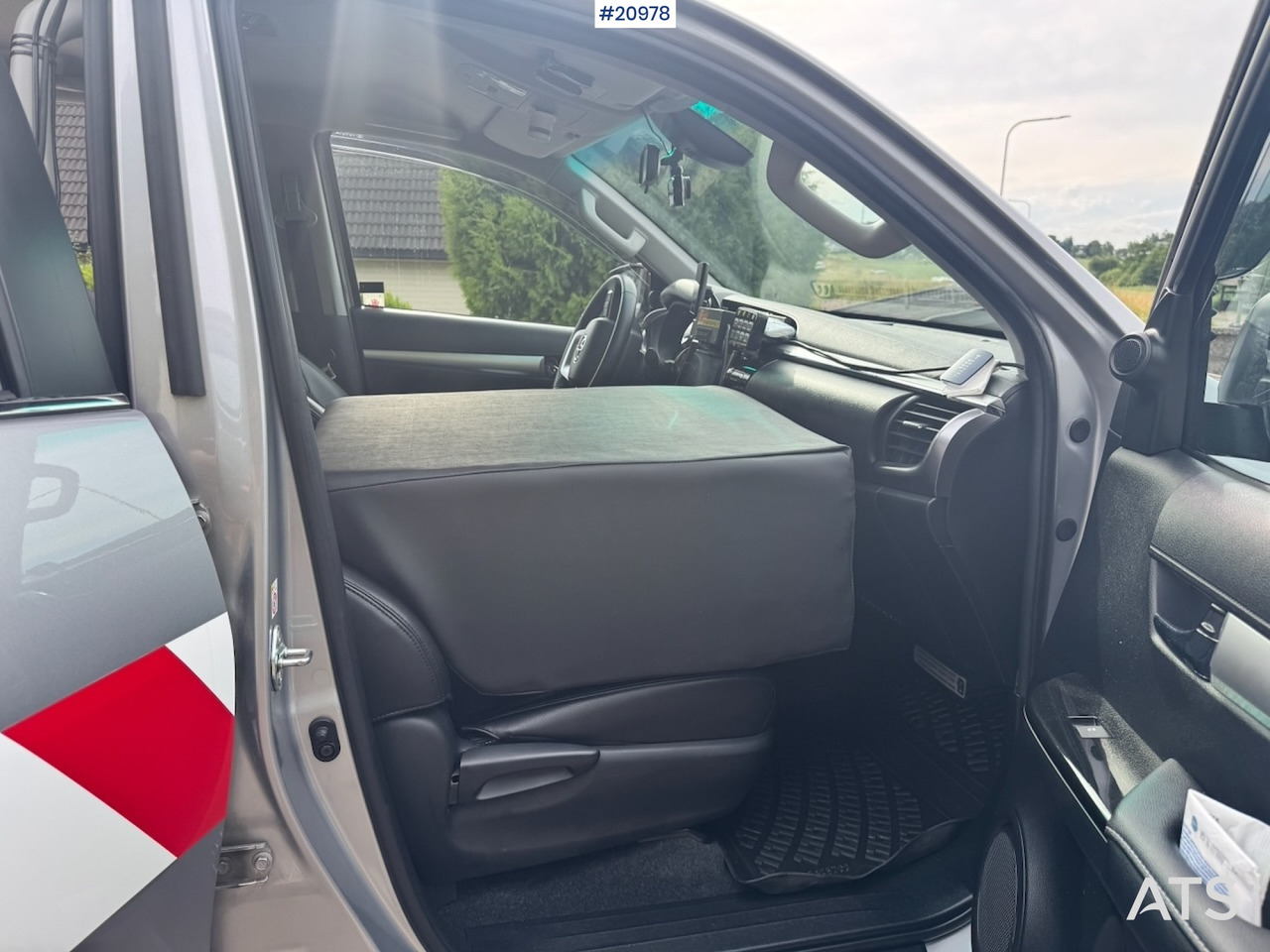 Toyota HILUX lizing Toyota HILUX: slika 33