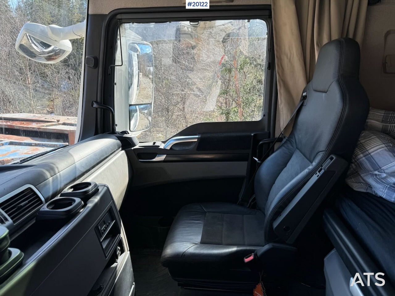 Vlačilec MAN TGX 33.640: slika 25
