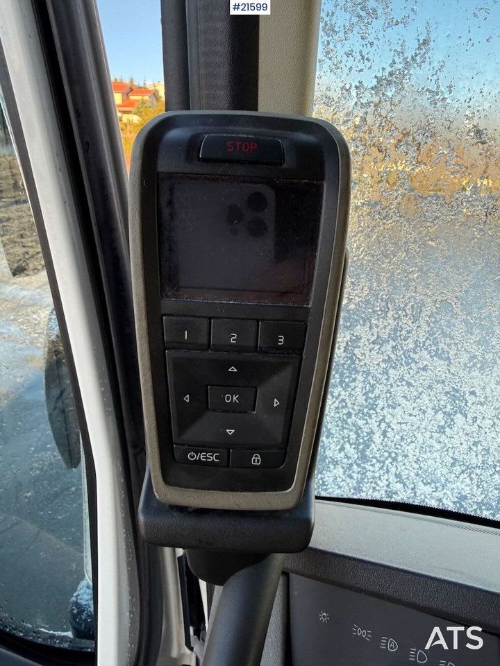 Tovornjak za prevoz živine Volvo 540 8x4 dyrebil m/ Finkl påbygg, onspot og godkjent til 225 dyr: slika 35 Tovornjak za prevoz živine Volvo 540 8x4 dyrebil m/ Finkl påbygg, onspot og godkjent til 225 dyr: slika 35