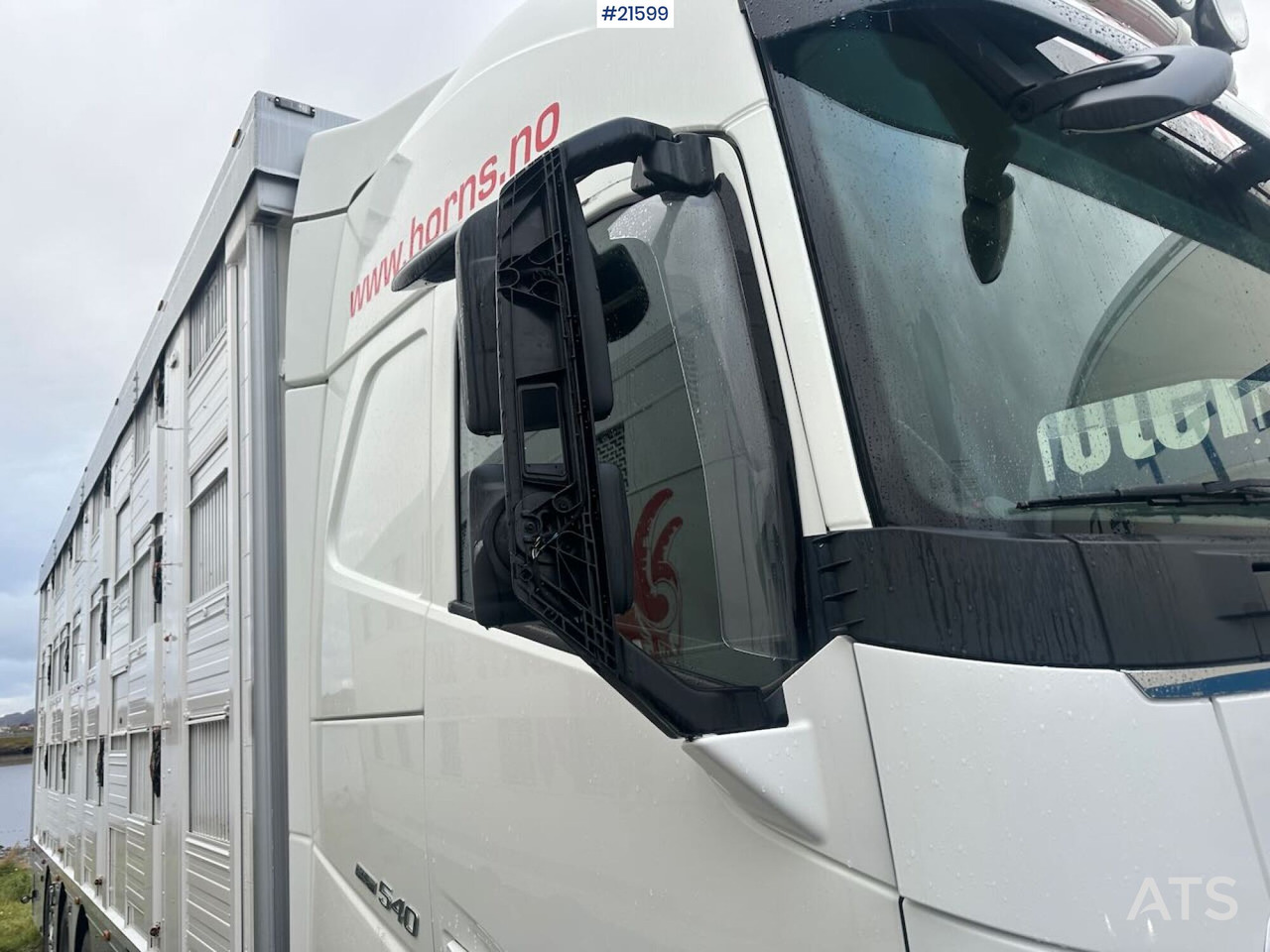 Tovornjak za prevoz živine Volvo 540 8x4 dyrebil m/ Finkl påbygg, onspot og godkjent til 225 dyr: slika 47 Tovornjak za prevoz živine Volvo 540 8x4 dyrebil m/ Finkl påbygg, onspot og godkjent til 225 dyr: slika 47