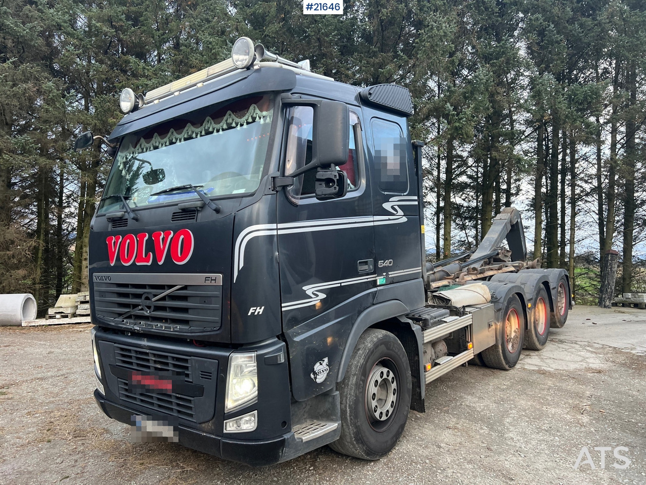 Volvo FH13 8x4 tridem krokbil m/ 20t Hiab krok og opplegg for kran - Tovornjak z dvigalom: slika 1 Volvo FH13 8x4 tridem krokbil m/ 20t Hiab krok og opplegg for kran - Tovornjak z dvigalom: slika 1