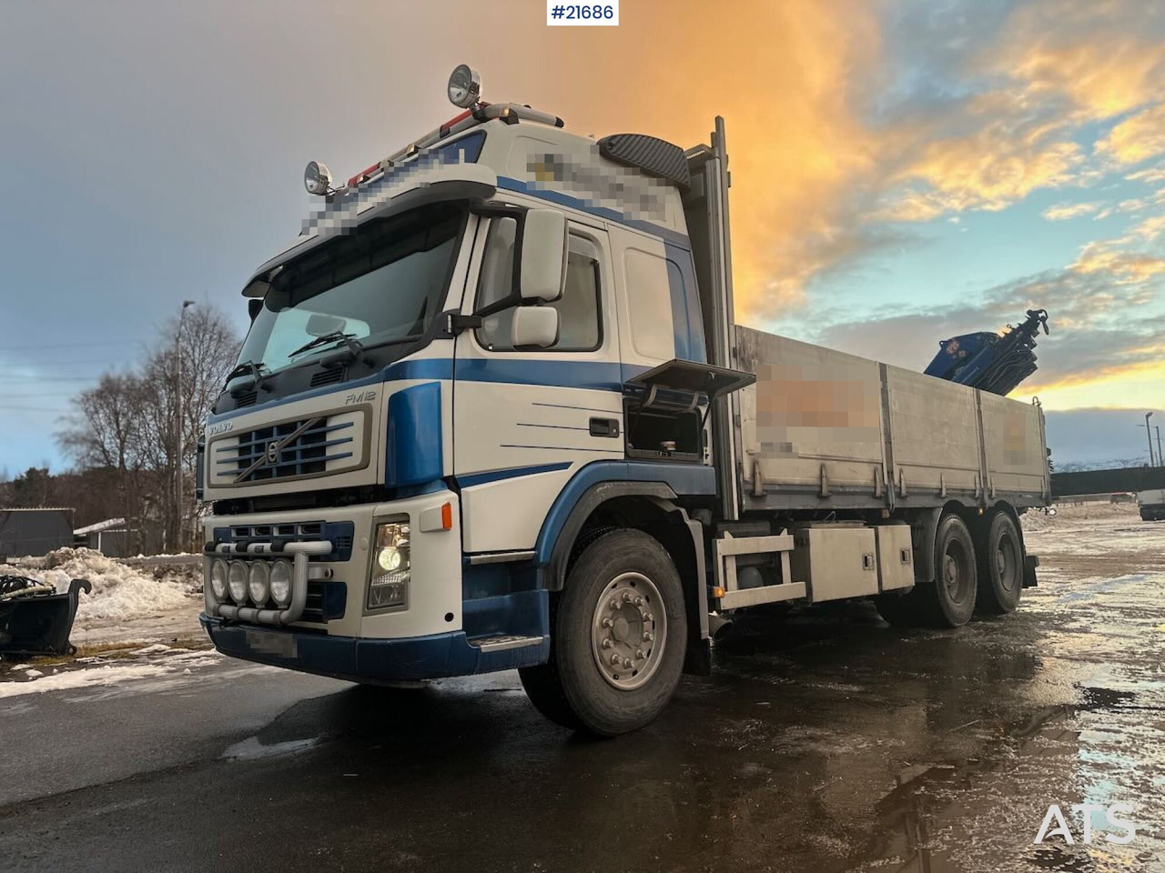 Volvo FM12 Globetrotter 6x4 kranbil m/ bak montert 18 t/m kran og vinsj. SE VIDEO - Tovornjak z dvigalom: slika 1 Volvo FM12 Globetrotter 6x4 kranbil m/ bak montert 18 t/m kran og vinsj. SE VIDEO - Tovornjak z dvigalom: slika 1