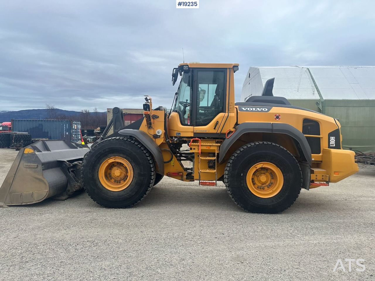Kolesni nakladalec Volvo L110H: slika 8