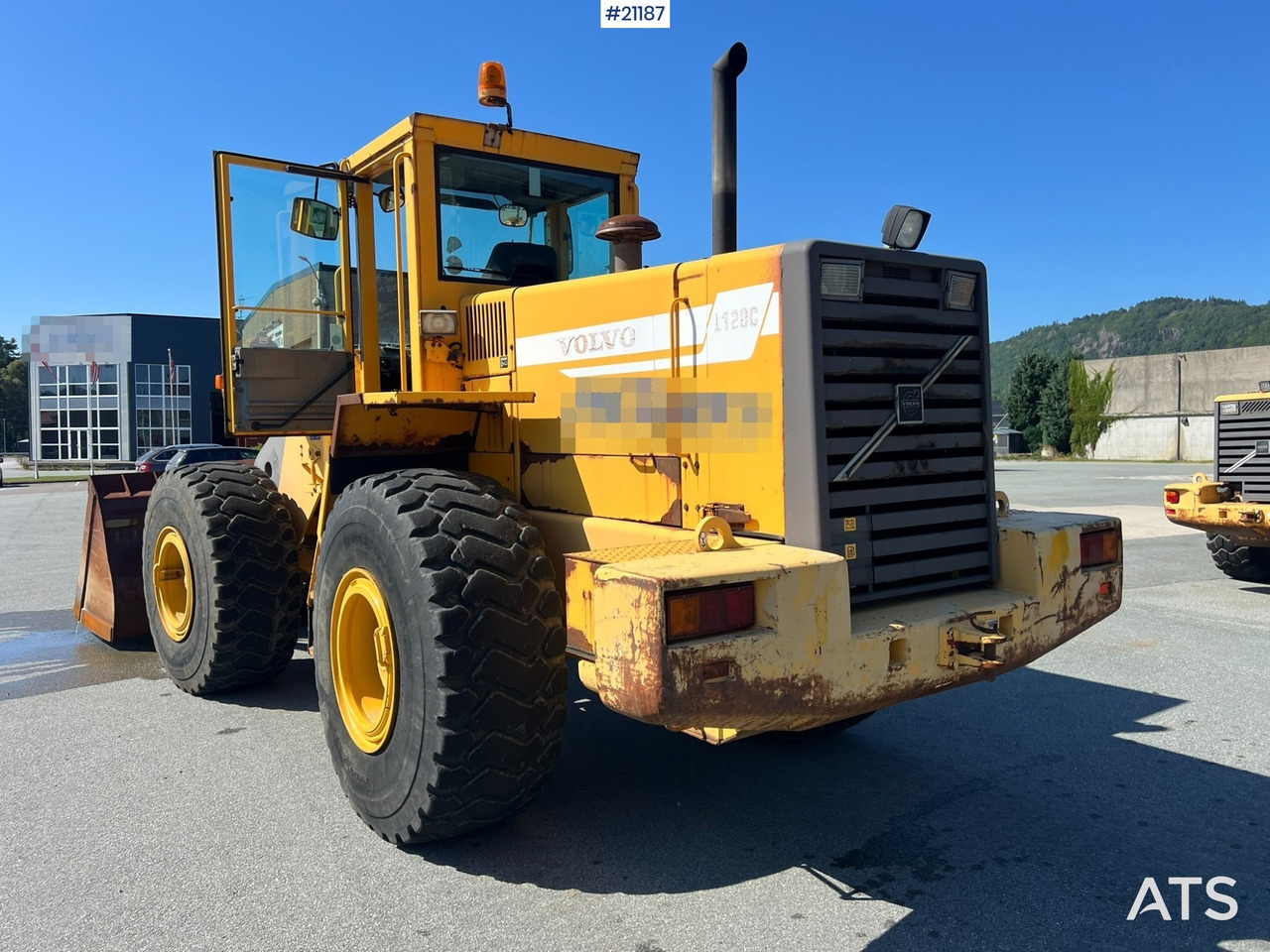 Volvo L120C - Kolesni nakladalec: slika 1 Volvo L120C - Kolesni nakladalec: slika 1