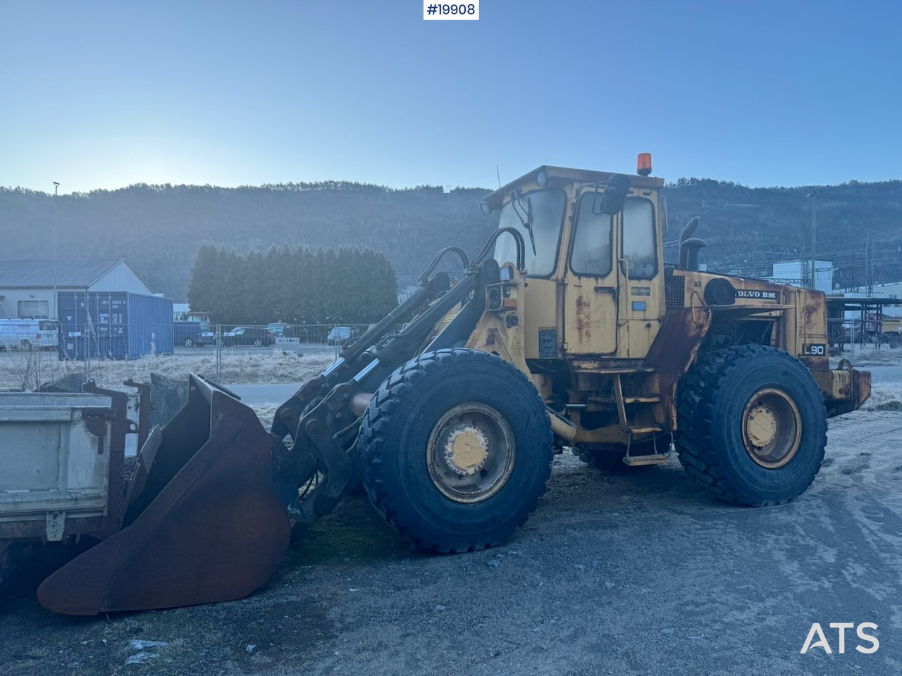 Volvo L90 Hjullaster m/ Skuffe - Kolesni nakladalec: slika 2 Volvo L90 Hjullaster m/ Skuffe - Kolesni nakladalec: slika 2