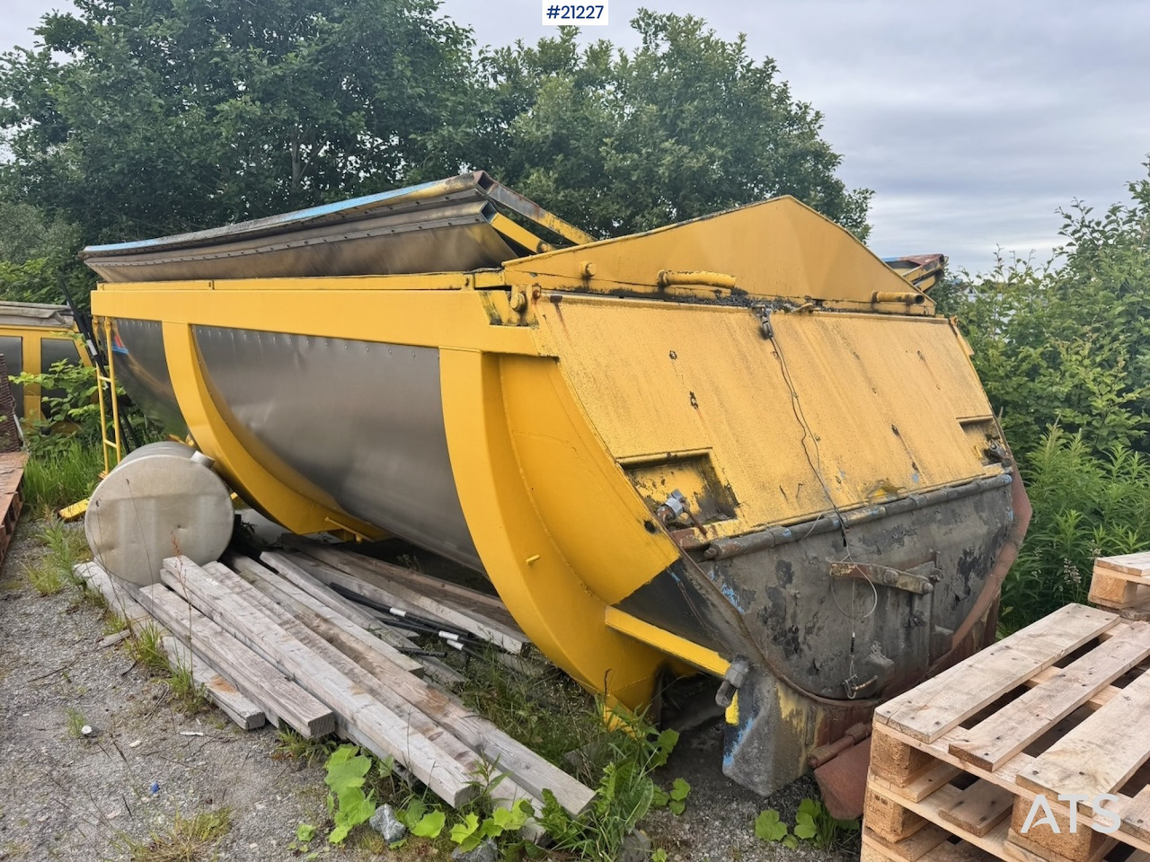 Steinsland Asfaltbalje - Zamenljiva nadgradnja/ Kontejnerj, Brizgalka za bitumen: slika 2 Steinsland Asfaltbalje - Zamenljiva nadgradnja/ Kontejnerj, Brizgalka za bitumen: slika 2