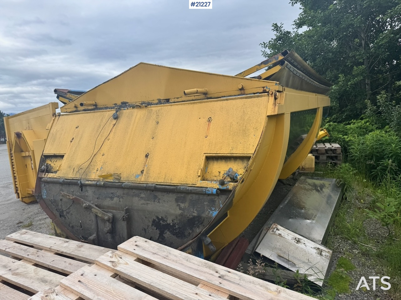 Steinsland Asfaltbalje - Zamenljiva nadgradnja/ Kontejnerj, Brizgalka za bitumen: slika 4 Steinsland Asfaltbalje - Zamenljiva nadgradnja/ Kontejnerj, Brizgalka za bitumen: slika 4