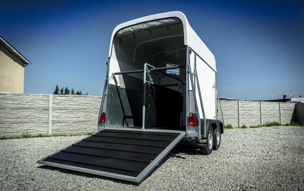 Niewiadów nowa PRZYCZEPA KONIOWA!! - Prikolica za konje: slika 4 Niewiadów nowa PRZYCZEPA KONIOWA!! - Prikolica za konje: slika 4