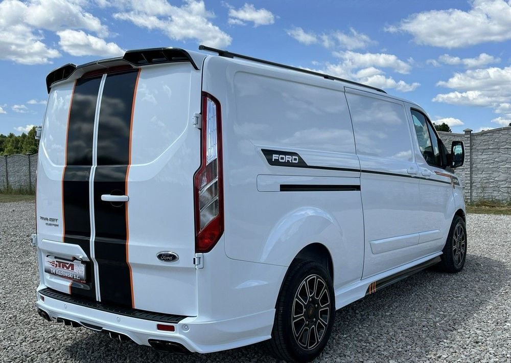 Ford Transit Custom - Mali kombi: slika 1 Ford Transit Custom - Mali kombi: slika 1