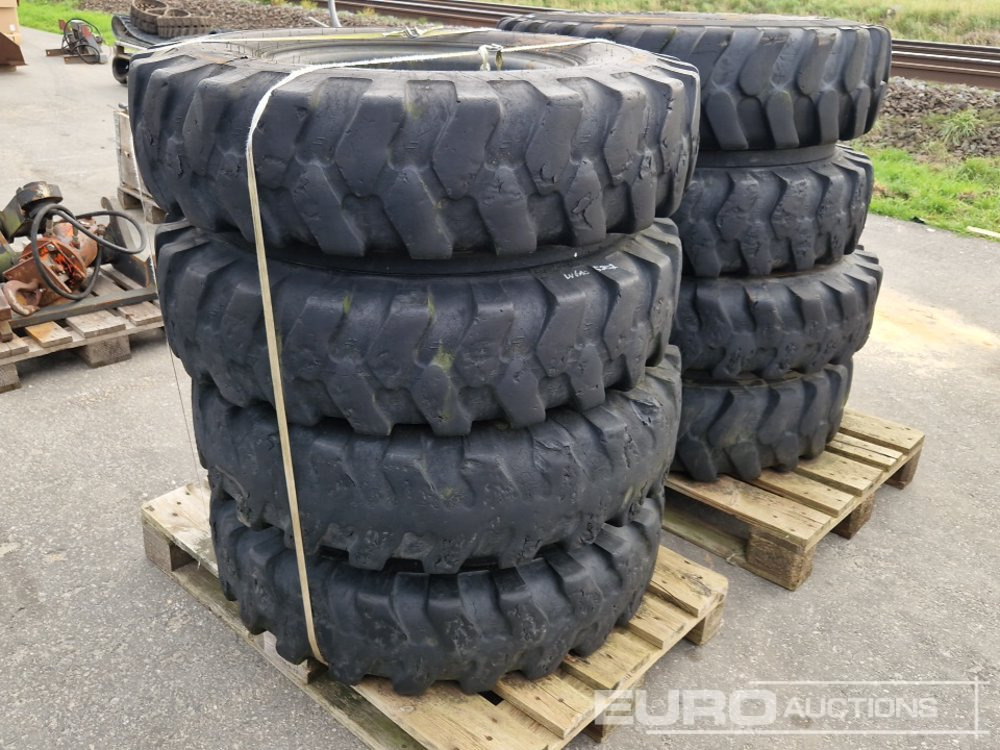 10.00-20 Tyres on Rims - Guma: slika 2 10.00-20 Tyres on Rims - Guma: slika 2